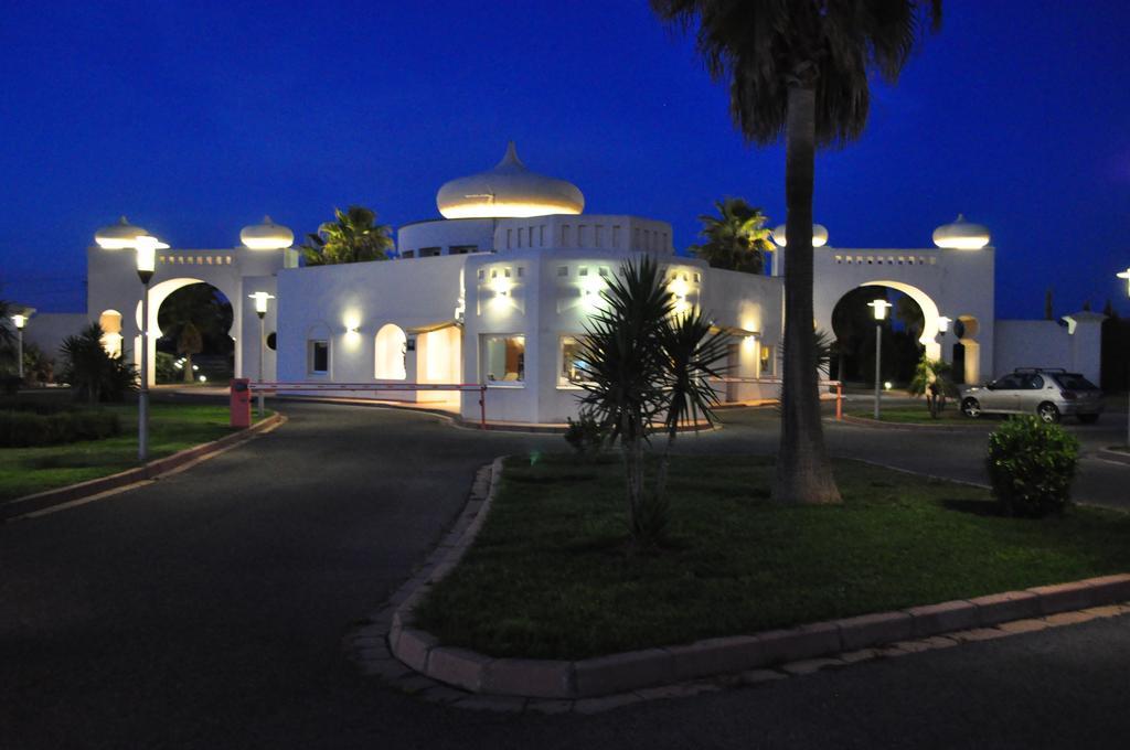 Hotel Alkalat Алькала-де-Гвадаира Экстерьер фото