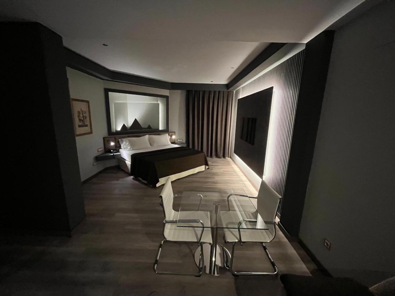 Hotel Alkalat Алькала-де-Гвадаира Экстерьер фото