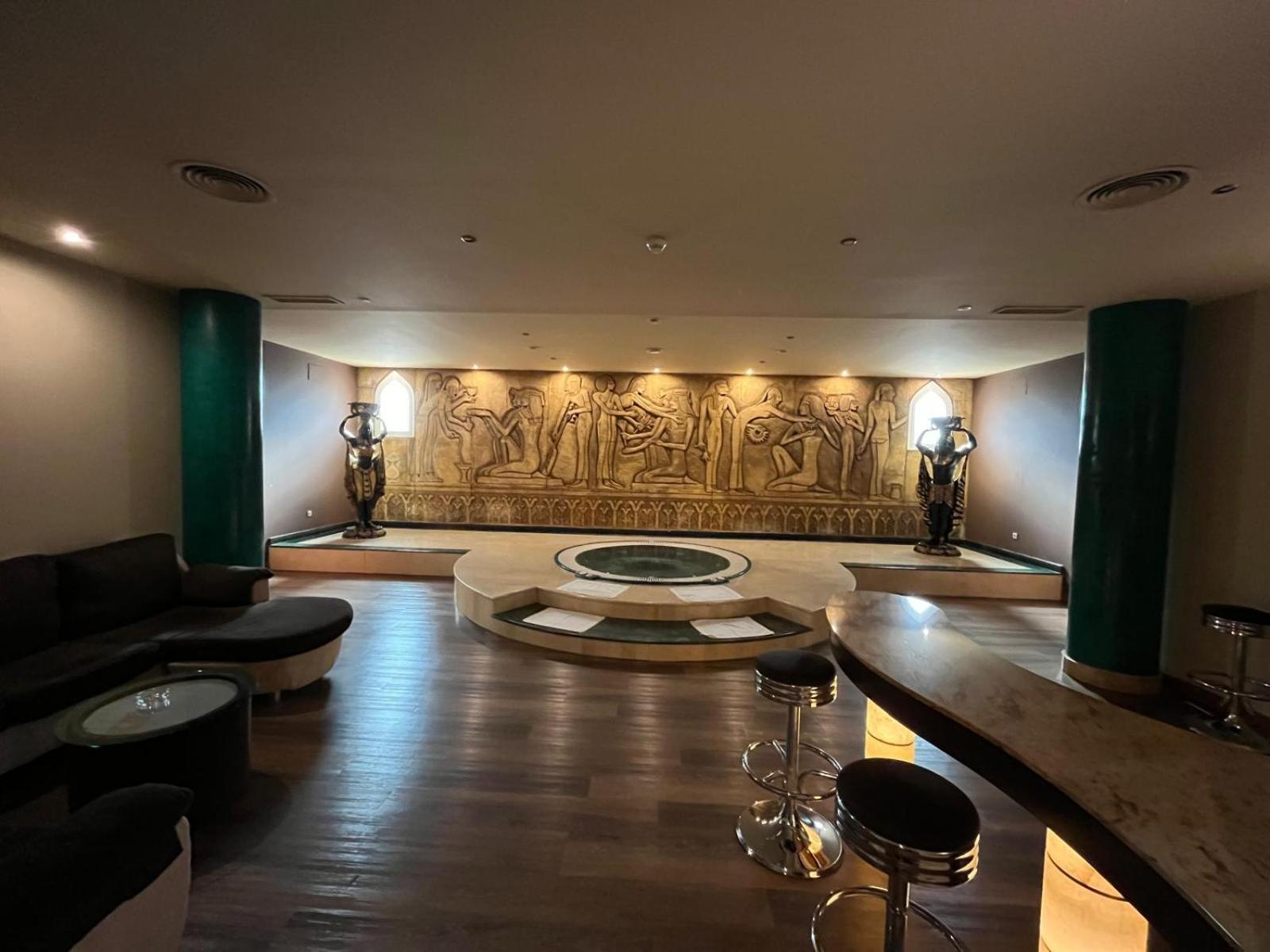 Hotel Alkalat Алькала-де-Гвадаира Экстерьер фото
