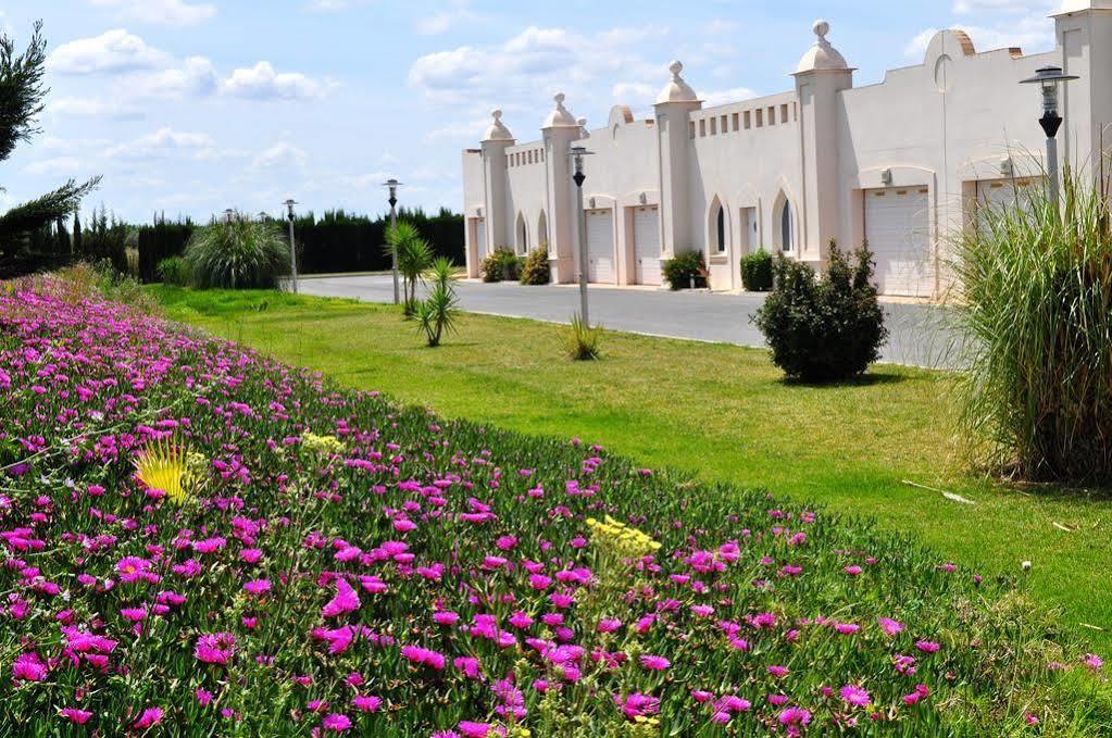 Hotel Alkalat Алькала-де-Гвадаира Экстерьер фото
